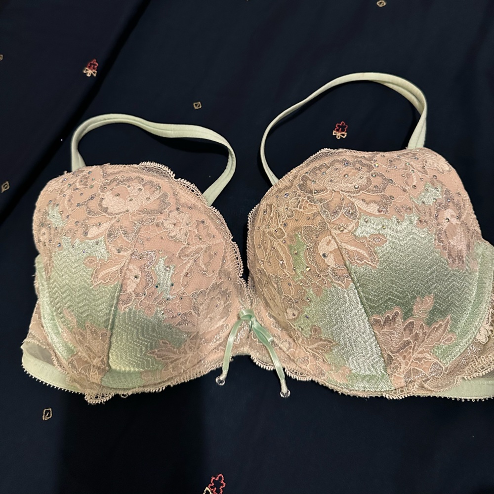 Victoria's Secret Green and Pink Lace Bra Intimates